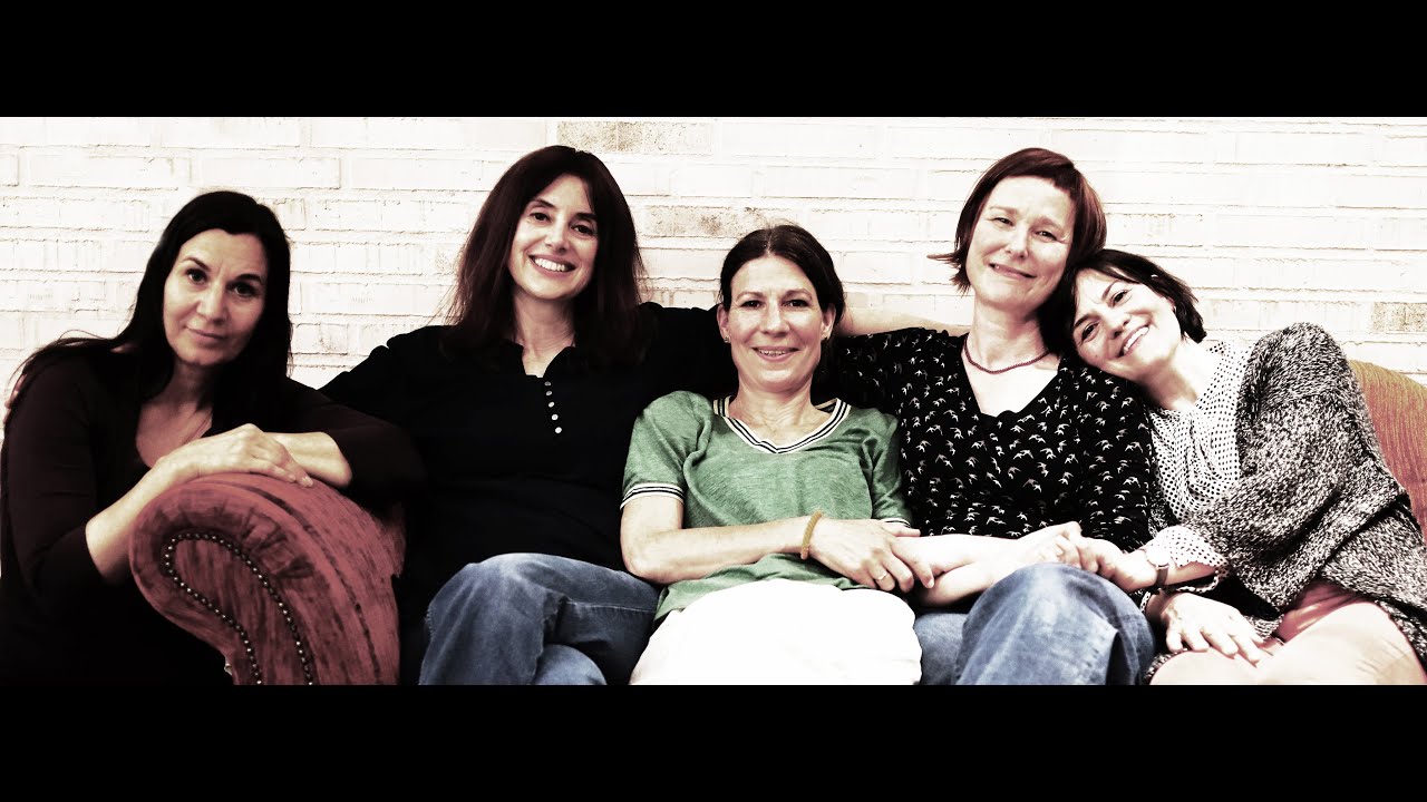 MutterHabenSein Livetrailer Theater im Pumpenhaus (Foyer)