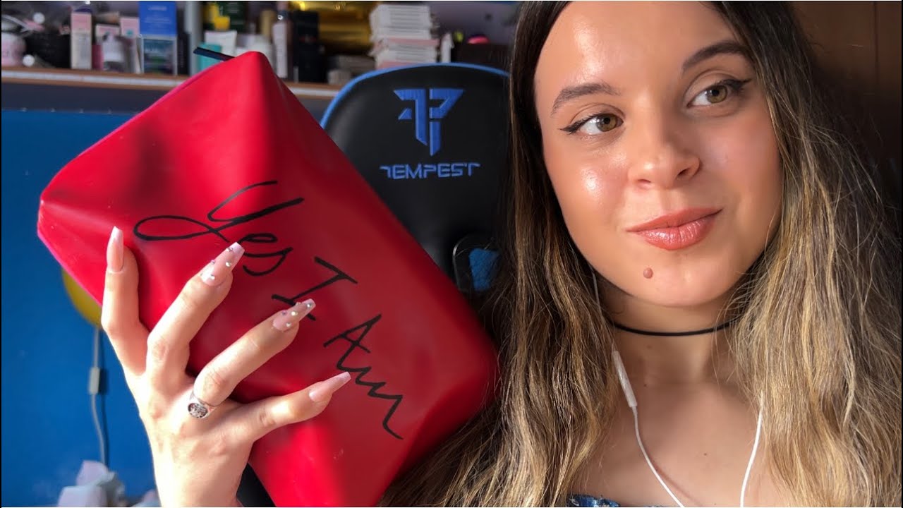 ASMR Prepara Conmigo el Neceser de Viaje con mis Favv de Maquillaje 💓😏