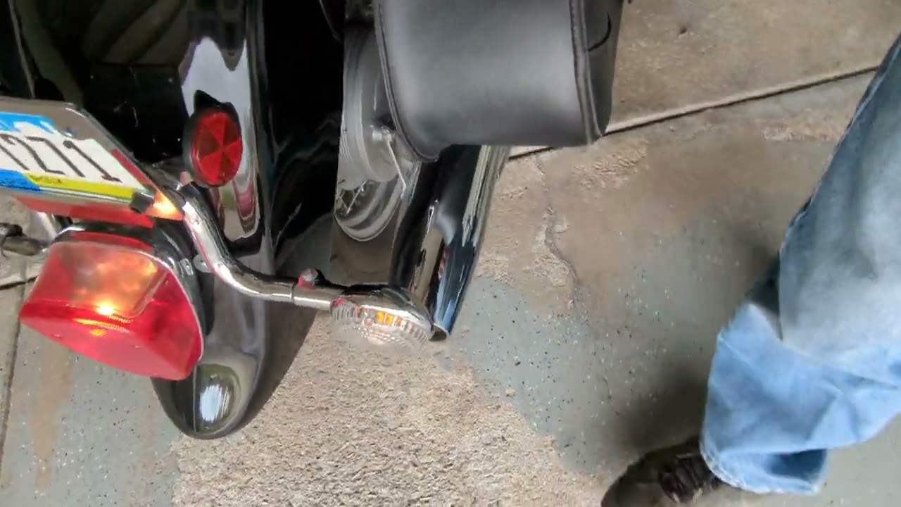 2008 Yamaha V Star 650 stock exhaust before modification