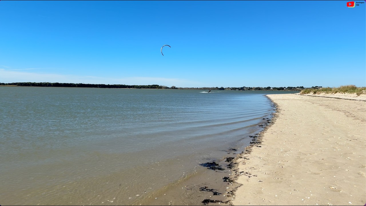 PLOUHARNEL  | 🏖️  Les Sables Blancs en Hiver - BRETAGNE Télé