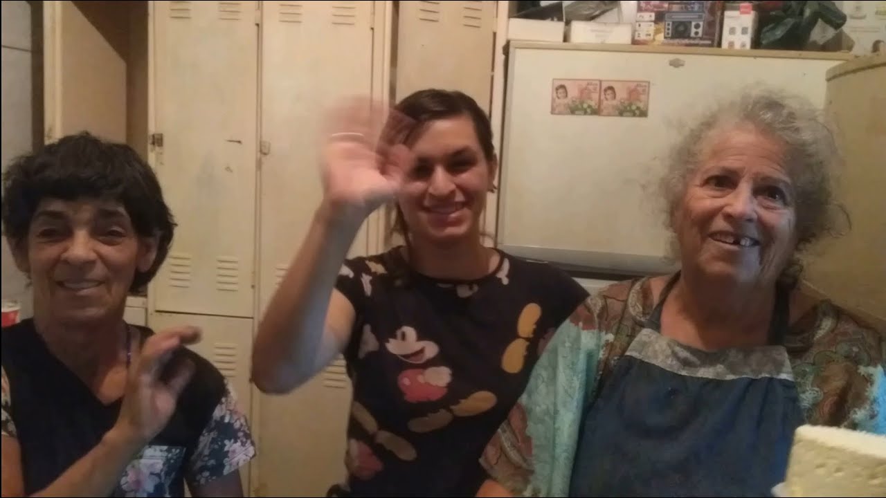 DONA CIDA ENSINANDO A FAZER QUEIJO CASEIRO