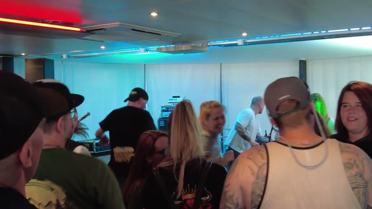 STEPFATHER FRED - Cocaine - live - Lake Inferno Lucerne 2024 Party on a Ship full of Metalheads