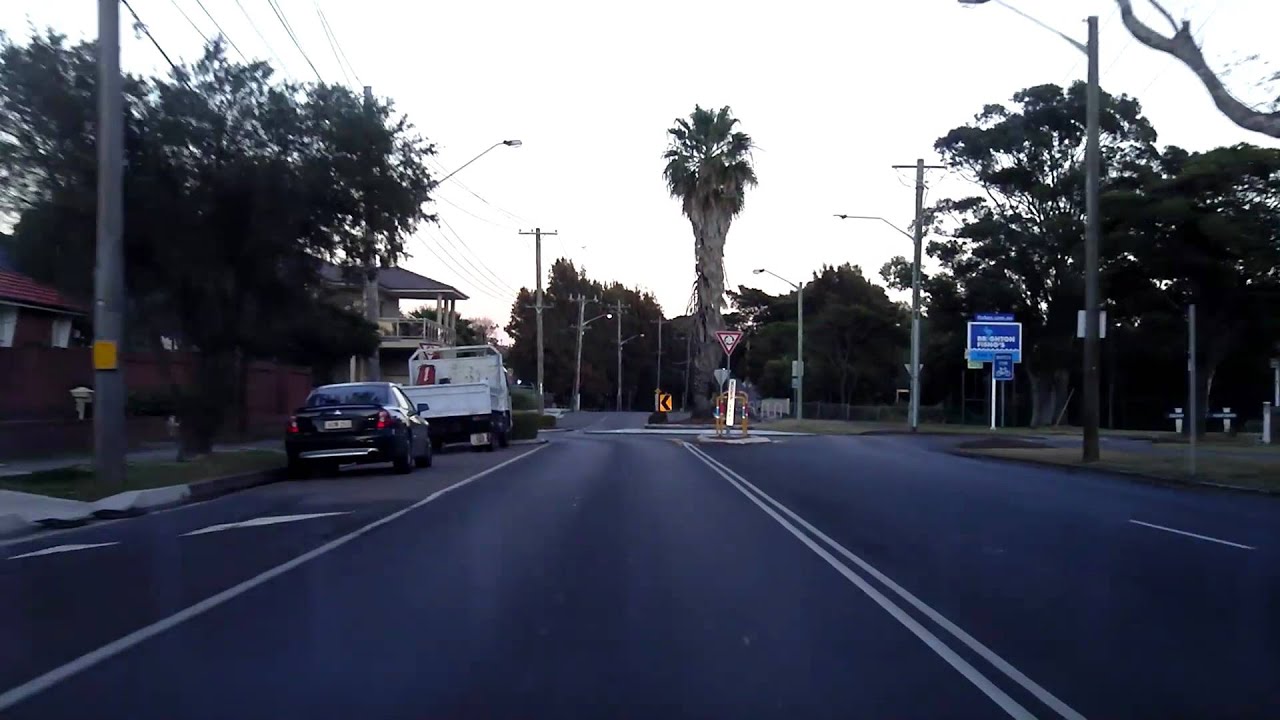 Foreshore Road/General Holmes Drive Reversible Lane