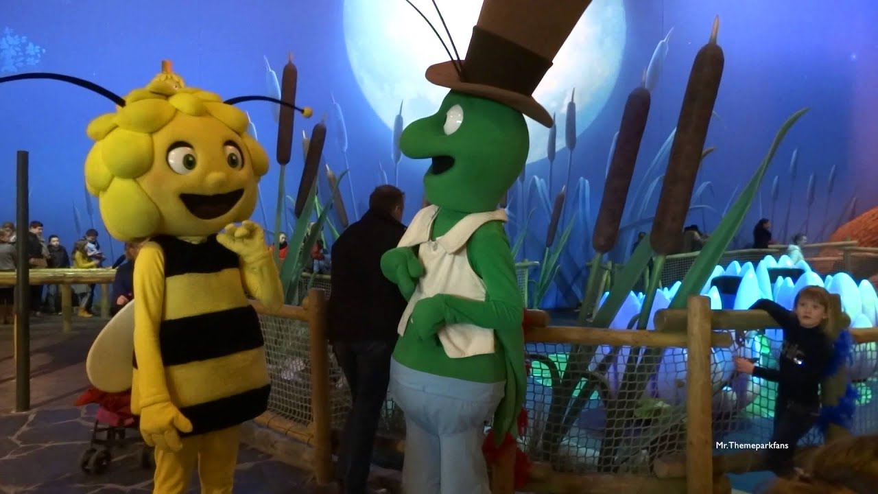 Plopsaland 2015 Meet & Greet with Maya the bee & Flip the Grasshopper mayaland indoor Carnaval.