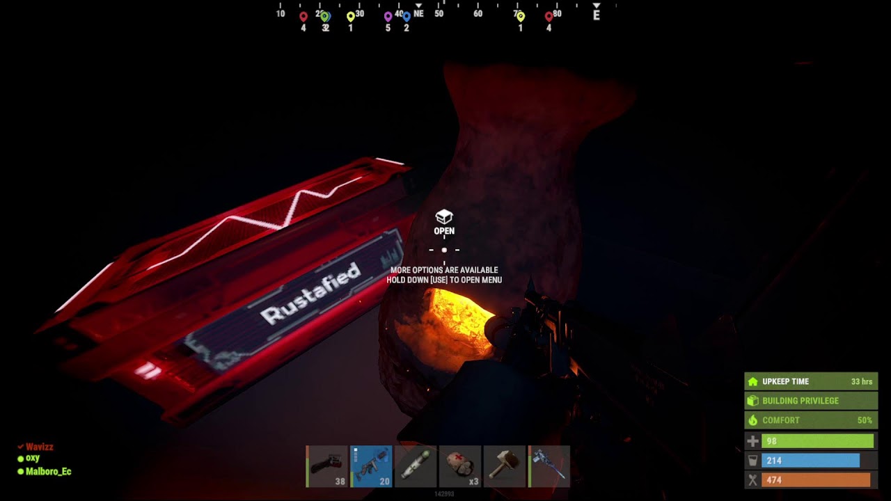 Nos raidearan hoy?? en El mejor juego de supervivencia cooperativa Rust!   🏹🐗🌳