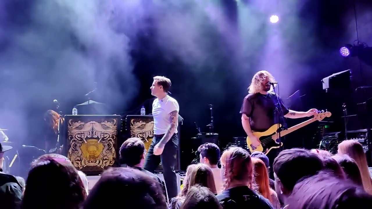 Broadside (Live @ Dynamo, Eindhoven NL) 15-2-2025