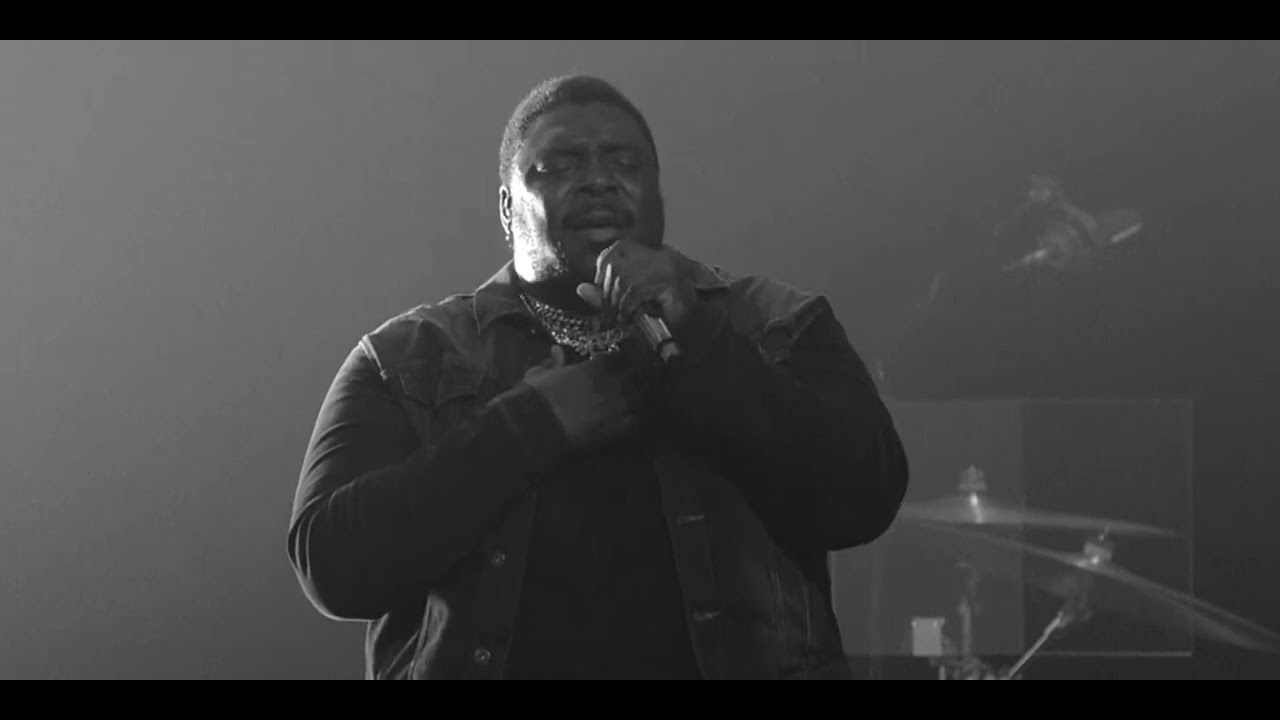 Gratitude by: Brandon Lake | GLO Live from The Living Room ATL.