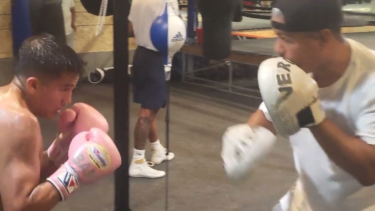Jesse Bam Rodriguez working Angles blasting the mitts with Trainer Robert Garcia in Beastmode!!!