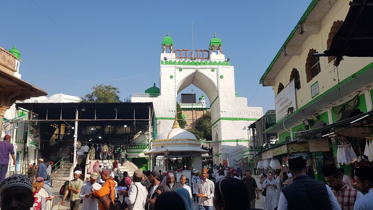 16/2/26 Khawaja Garib nawaz ki Dragh Sharif ziyarat or mahoul ky hai jjaman Ghazi ajmeri Chanchal