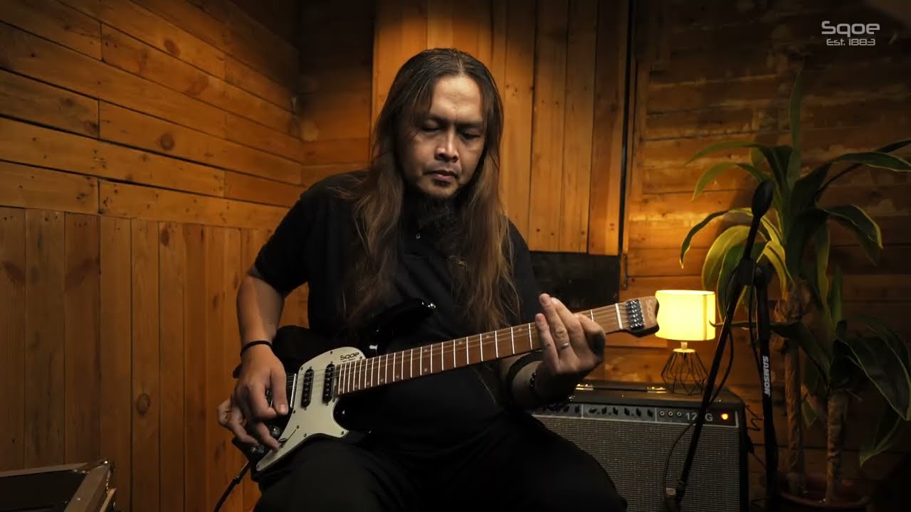 SQOE SEWT-700 HEADLESS GUITAR (FULL DEMO)