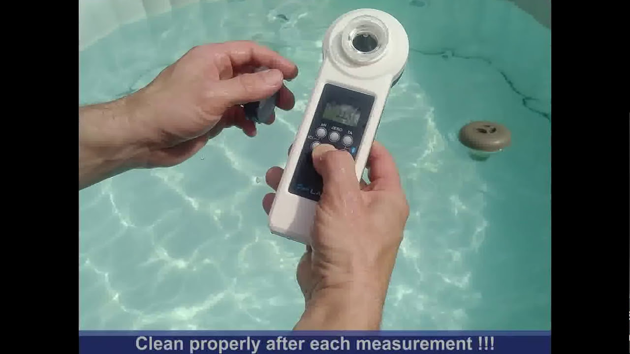 How To Use Your PoolLab 1.0 Photometer &reg;
