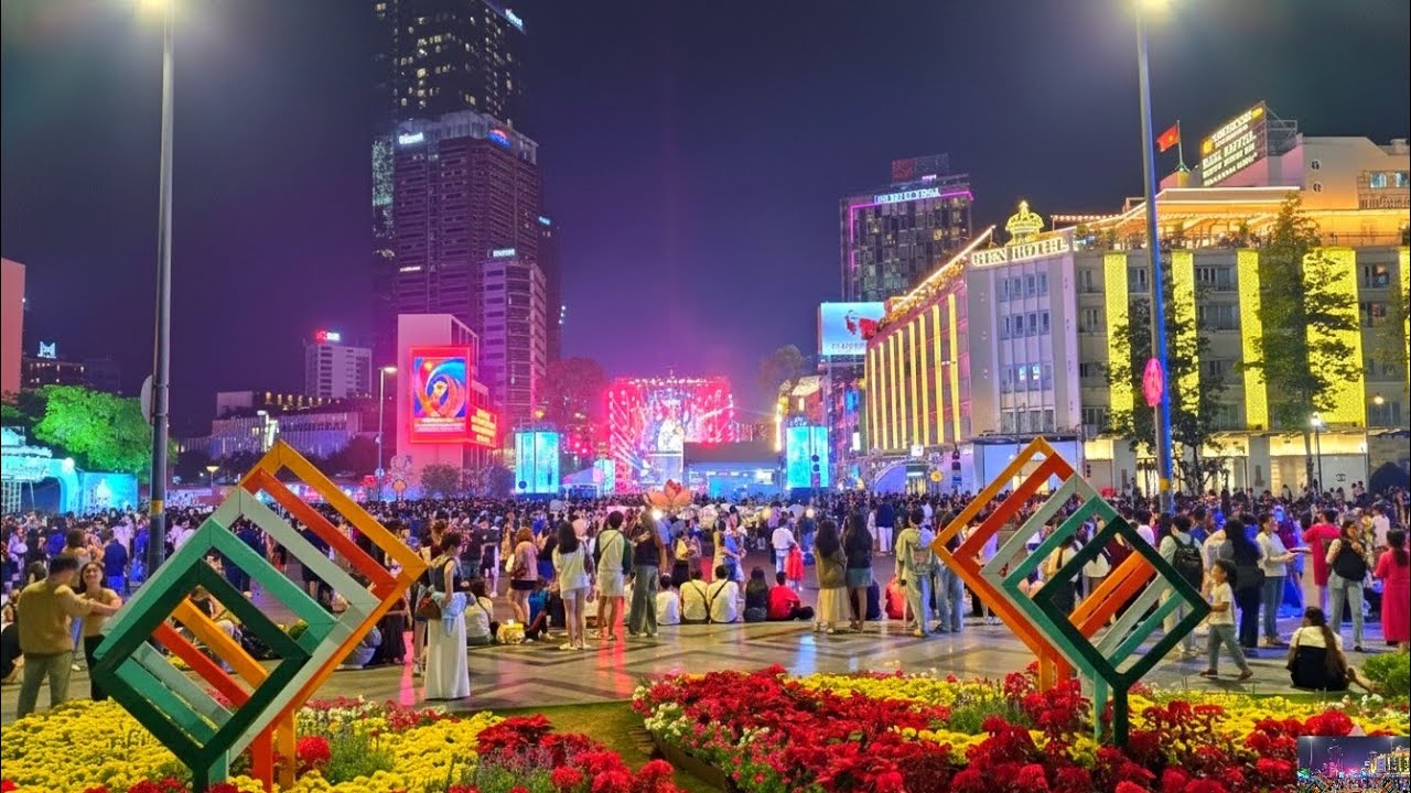 TẾT SÀI GÒN 2026 NÁO NHIỆT NHIỆT NHỘN NHỊP VIỆT KIỀU DU KHÁCH ĐỔ VỀ ĐÔNG NGHẸT CUỐI TUẦN PHỐ ĐI BỘ