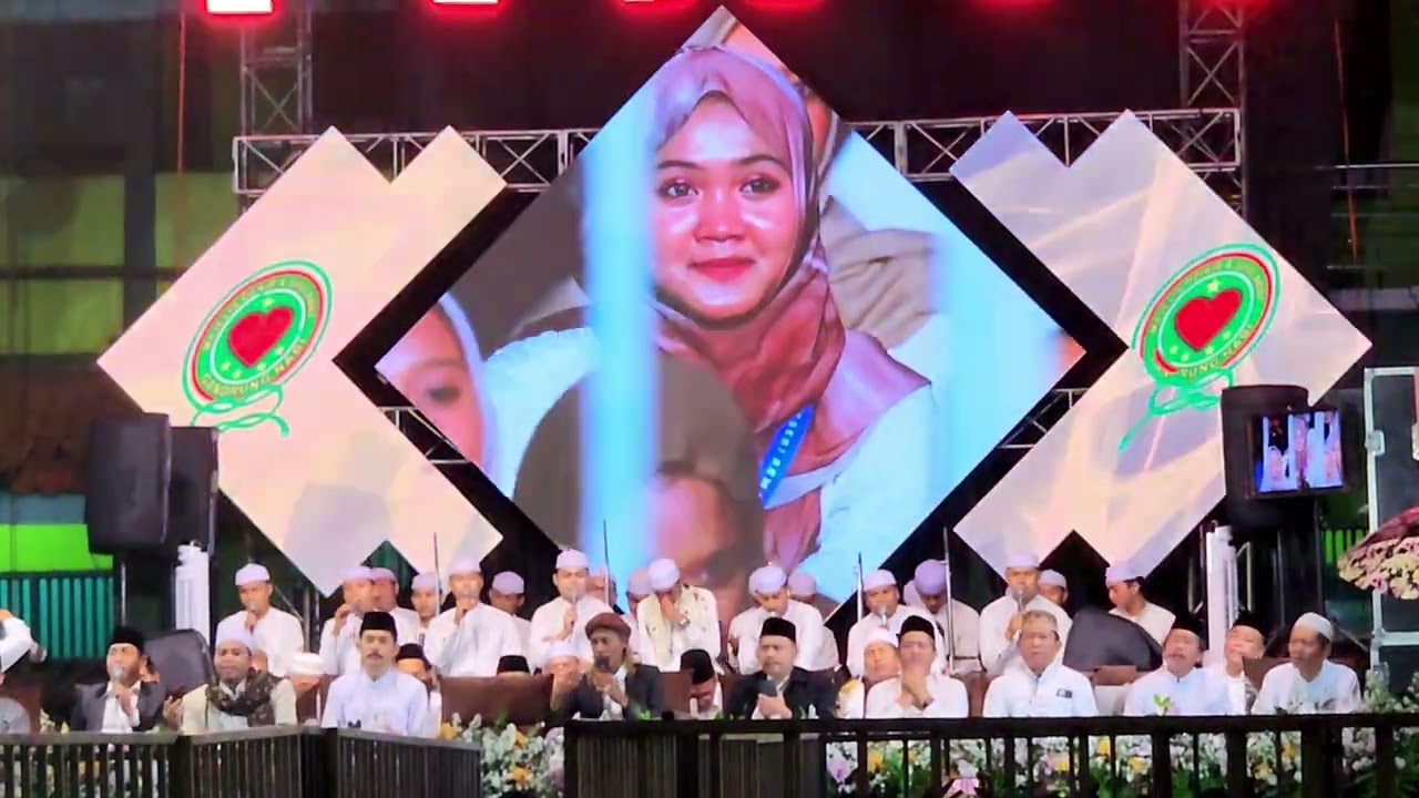 Gandrung nabi @live MAN Demak bersholawat