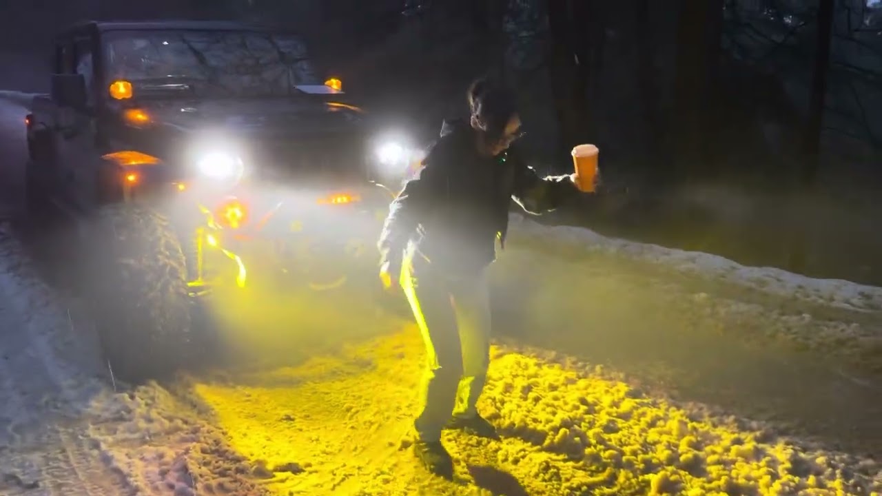 JEEPEANDO DE NOCHE EN LA NIEVE EN MT.LEMMON