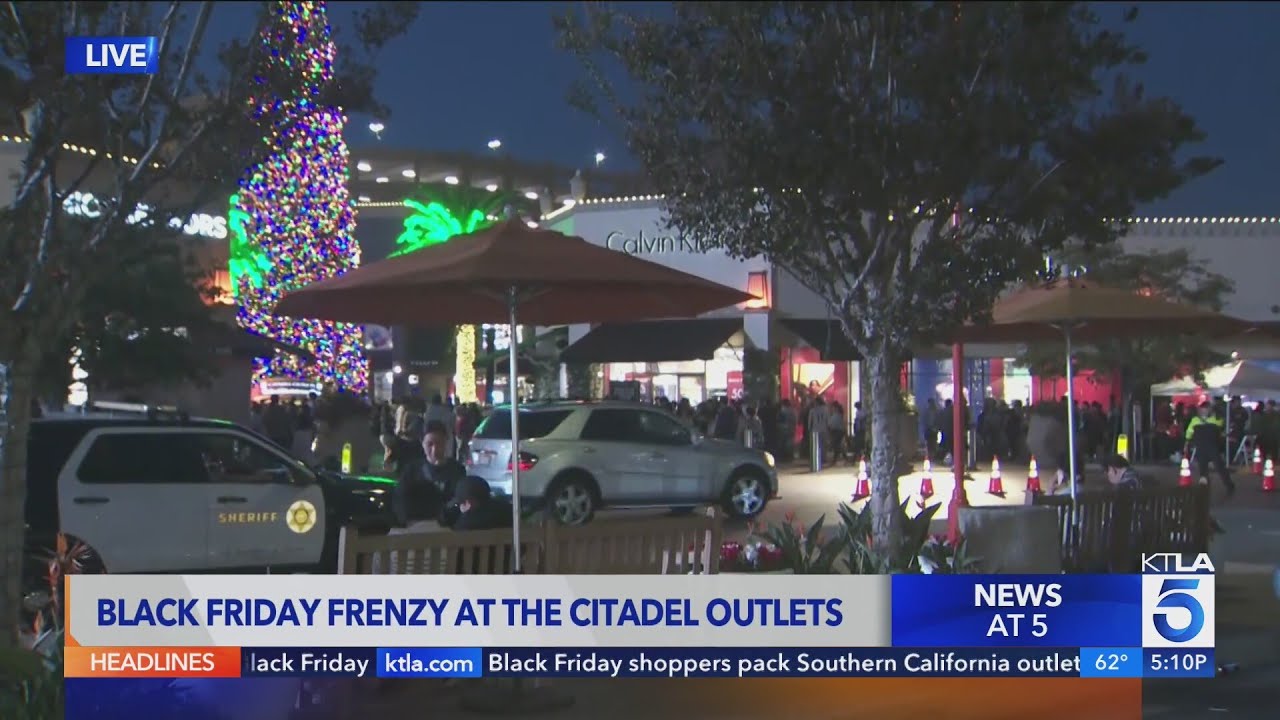 Black Friday frenzy at the Citadel Outlets