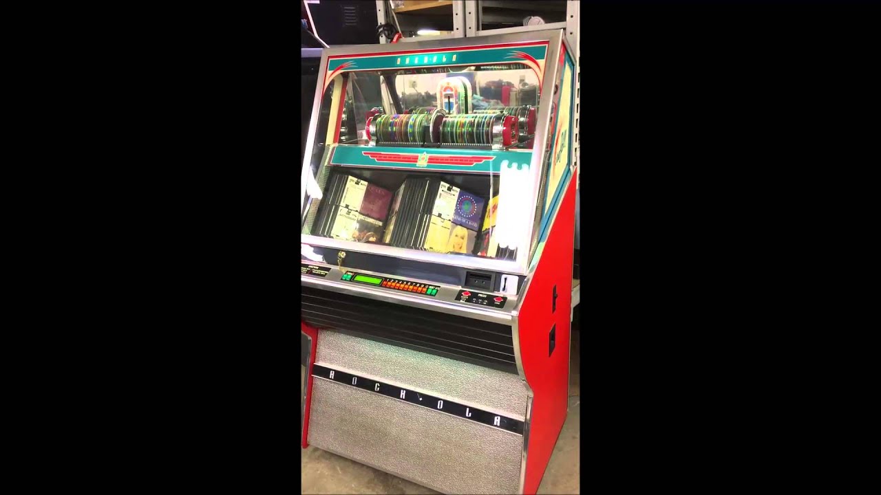 Rock-Ola Fireball Nostalgic CD Jukebox with CD's and remote quick look