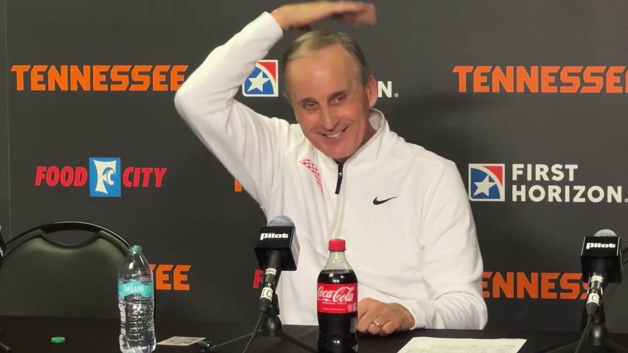 Tennessee HC Rick Barnes Reacts to Vols&rsquo; SEC Win Over Texas in Knoxville