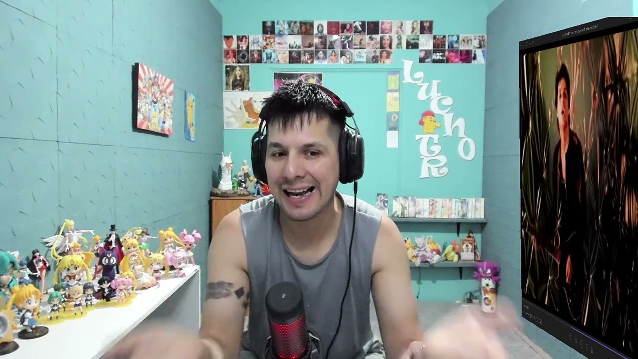 Reaccion Analisis Pedro Suarez Vertiz   Me estoy enamorando Video Oficial