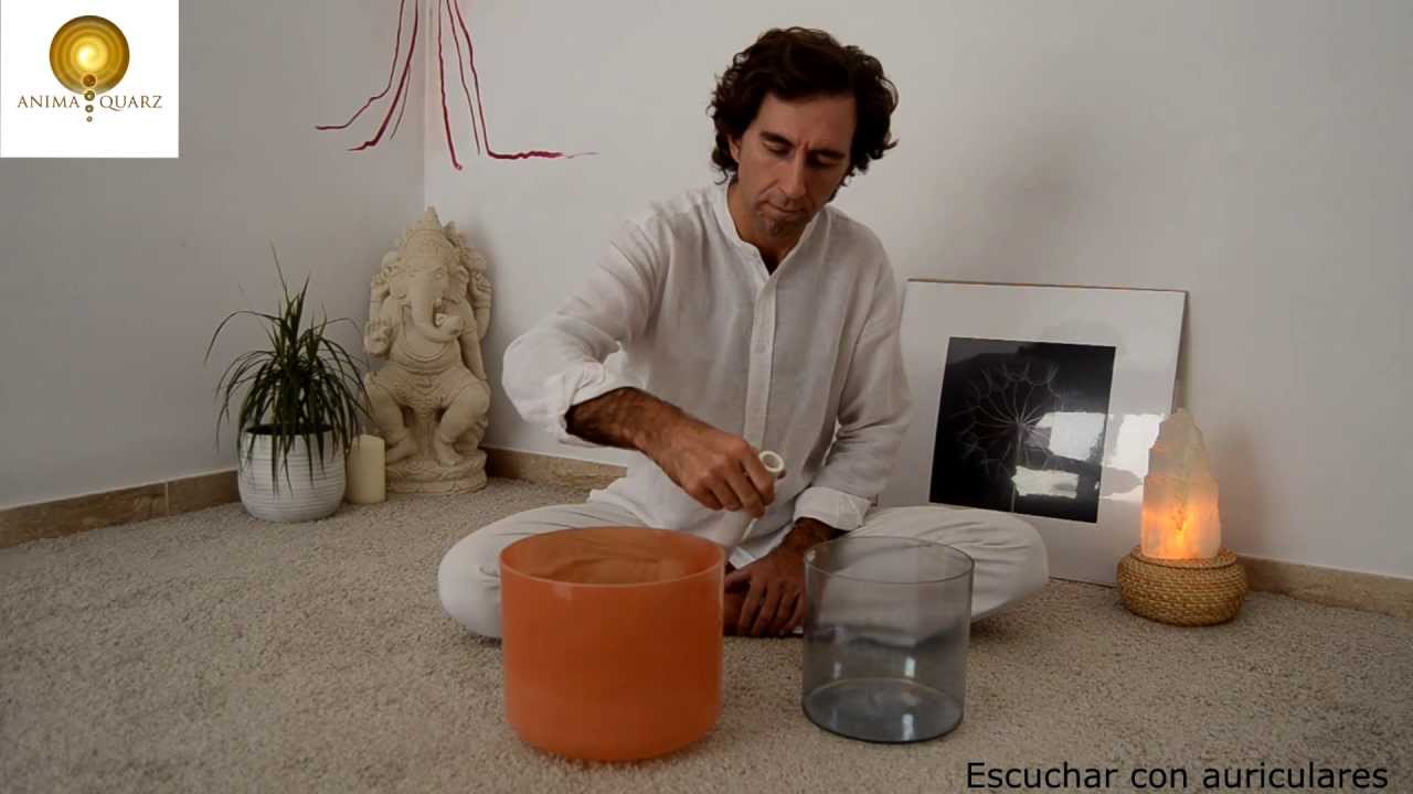 CUENCOS DE CUARZO CON PALADIO Y CORNALINA. Intervalo de 5ª