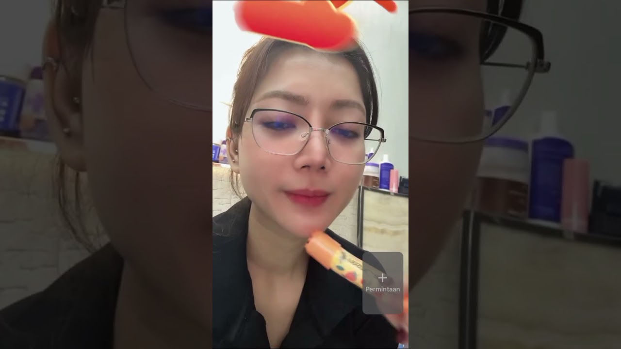 Njay manja banget sama teh novi bikin gemes
