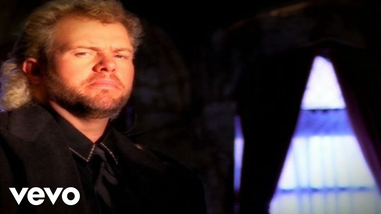Toby Keith - When Love Fades (Official Music Video)
