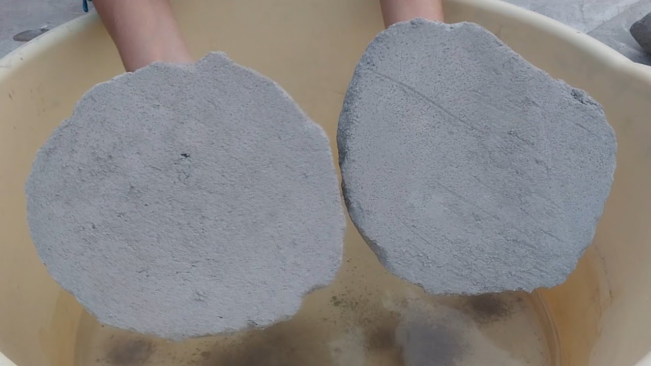 Pure dirt is Pure love 😍 Handmade shapes dipping&dry crumbling on paste