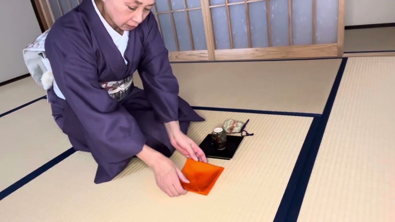 “What Is Cha-ire Kazari? | The Art of Displaying the Tea Caddy in Omotesenke” 