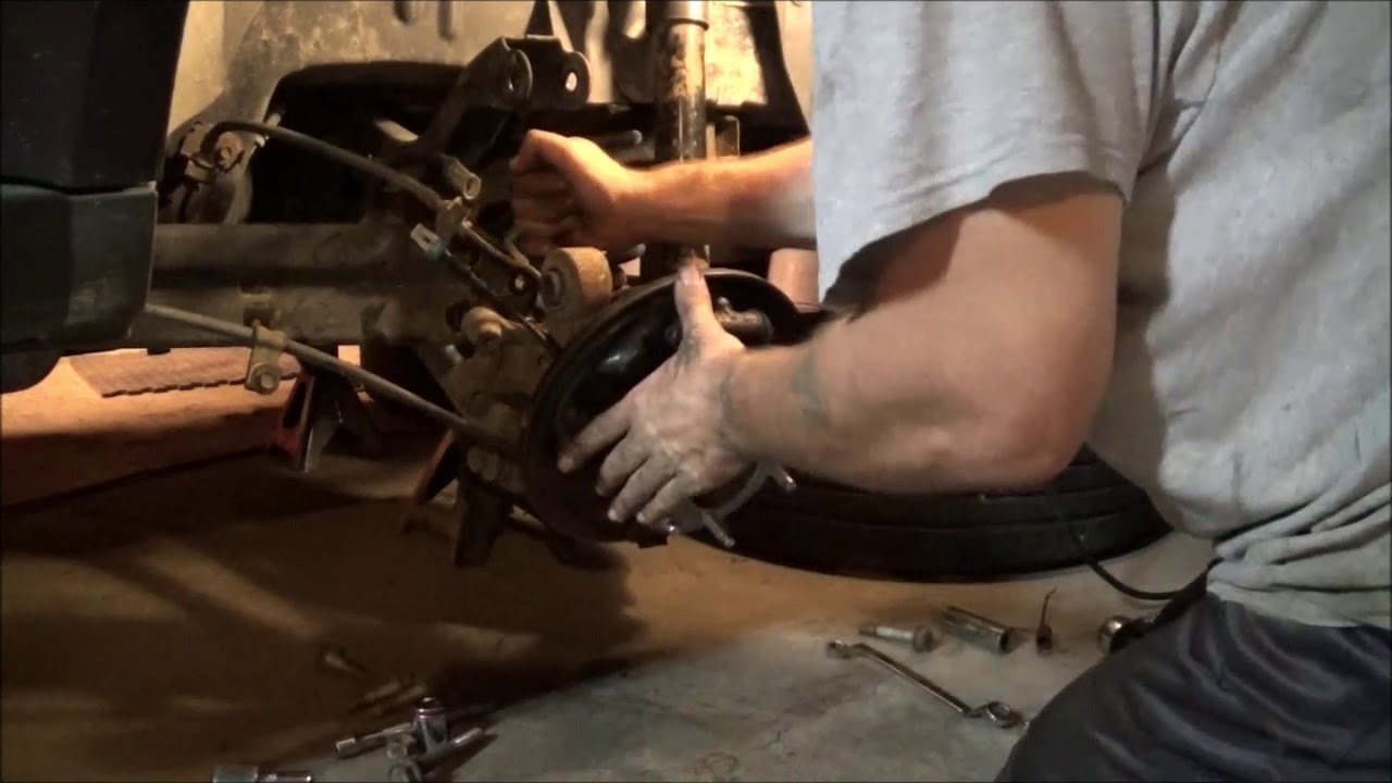 06 TORRENT REAR BREAK AND HUB REPLACEMENT (EQUINOX AS WELL)