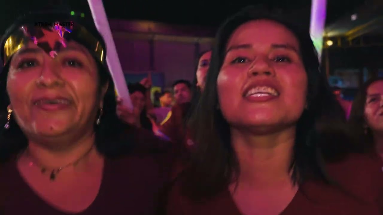 Mix enlazando corazones - Coraz&oacute;n Sensual (en vivo Hallowen 2025) | XTREM MASTER