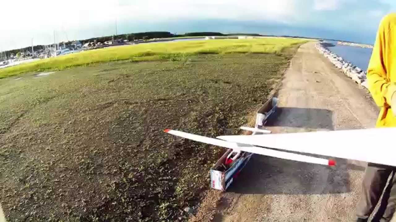 Modelfly filmer K&oslash;ge marina. RC GLIDER- CAMERA ONBOARD