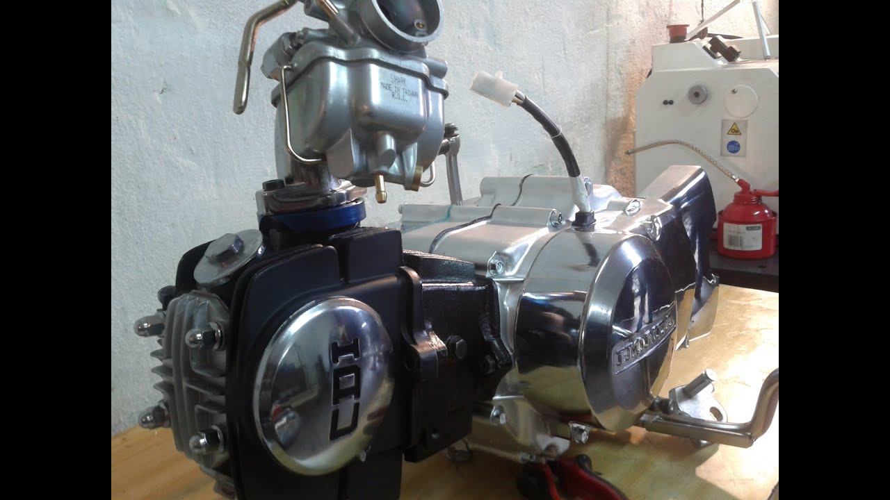 Honda C50 6v engine assembly : Part 2