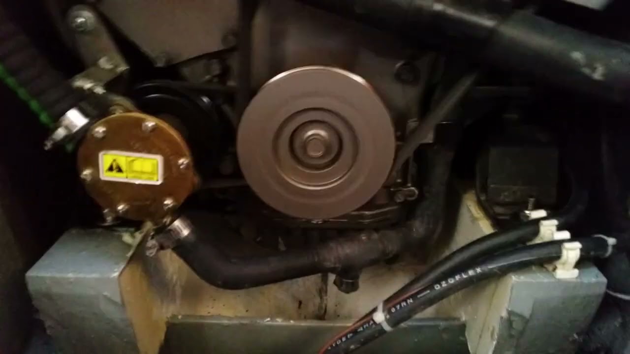 YANMAR 2YM15 first check. 50 hours in use
