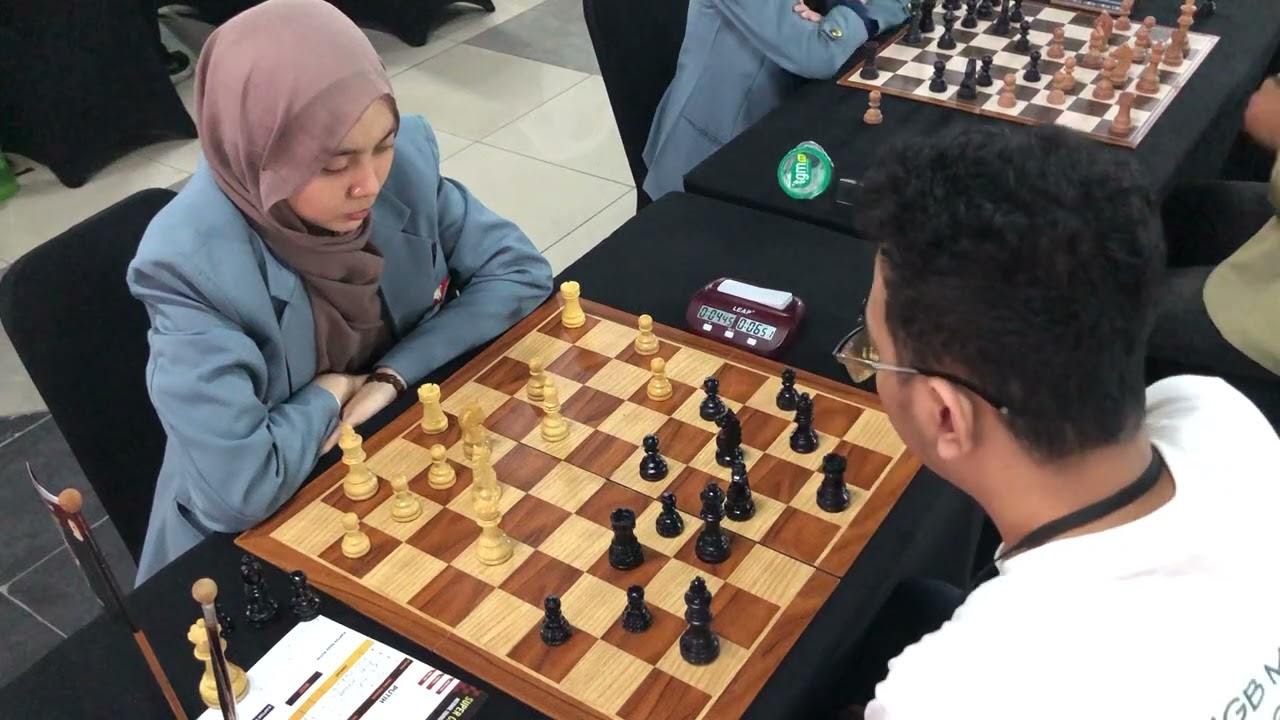 Superchess Team 2025 - Hafshah Zainab Vs Daru Okta Buana