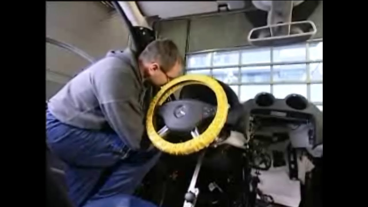 Как снять переднюю панель торпедо Mercedes-Benz X164 GL / W164 Ml  Class