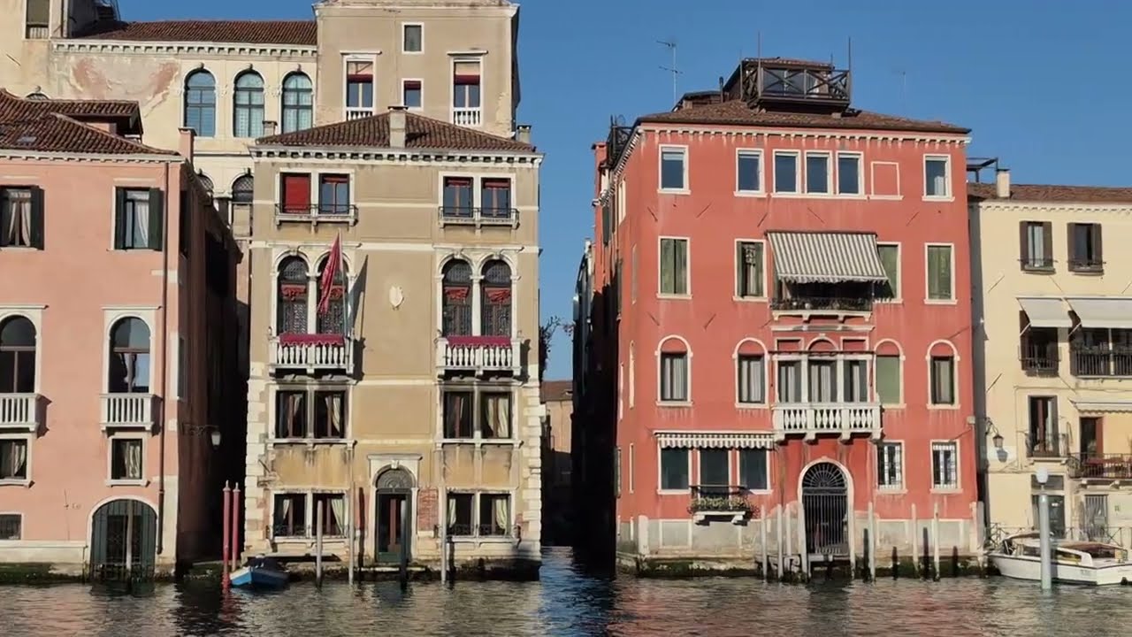  Venice. Walking tour.