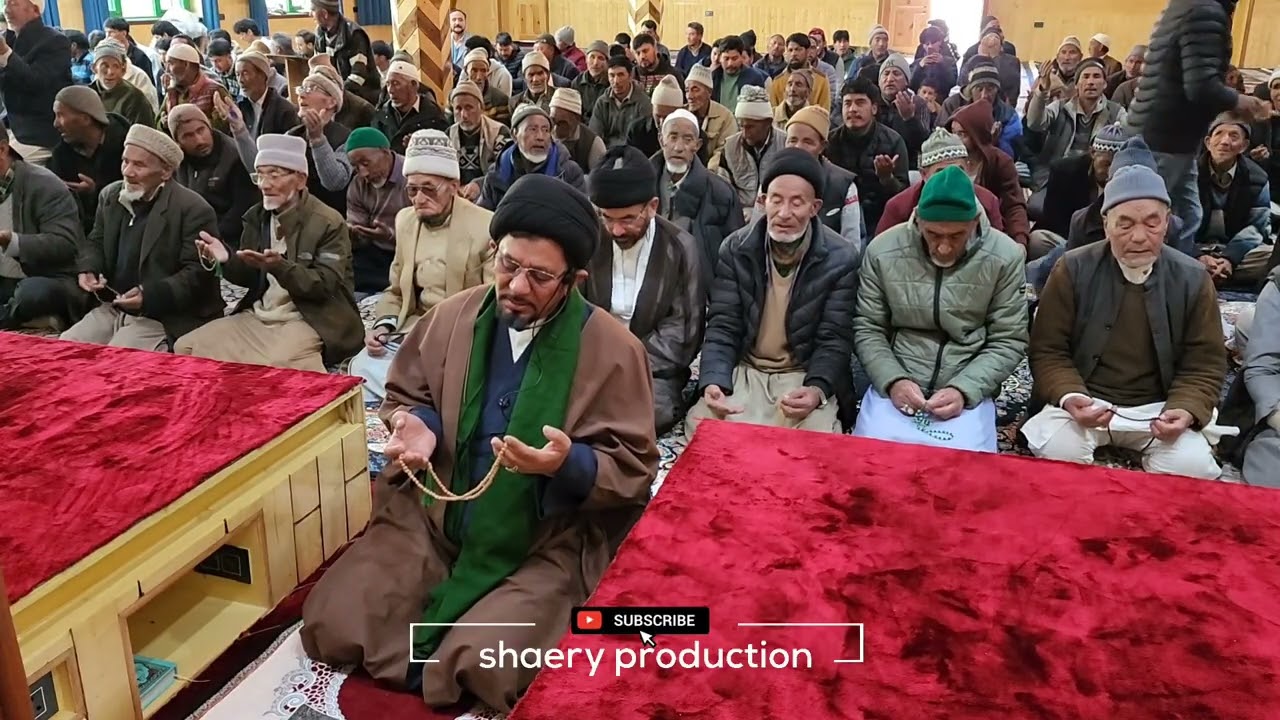 روز جمعہ جامع مسجد حضرت ولی العصر عج۔۔سلیسکوٹ کرگل۔باامامت سیدکاضم الموسوی صابری