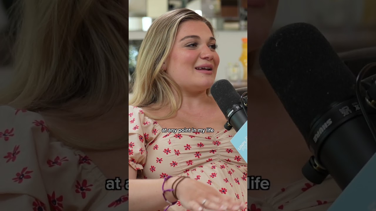 Хотели бы вы секс втроем? 