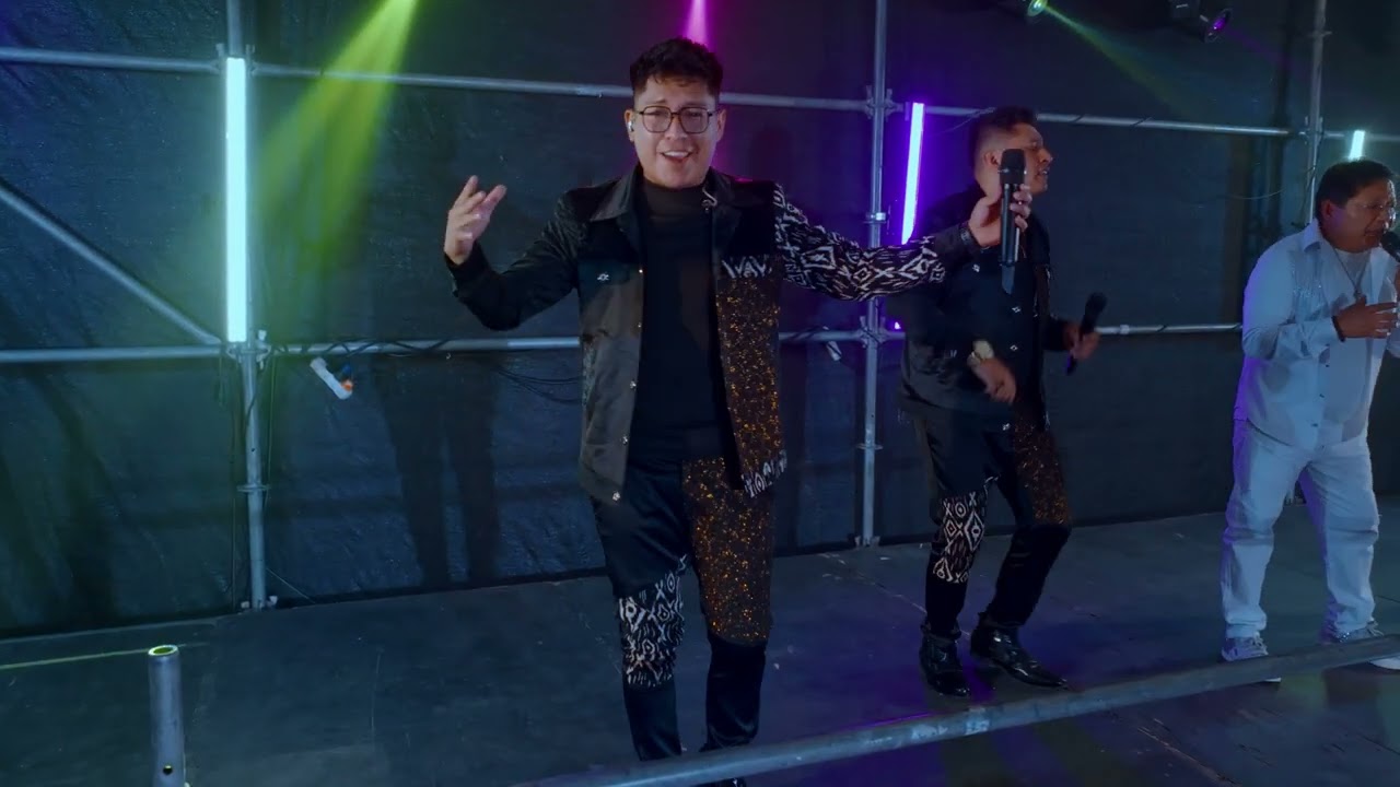 Agrupación Onda Kumbiera Ft. Segundo Rosero - El Teléfono