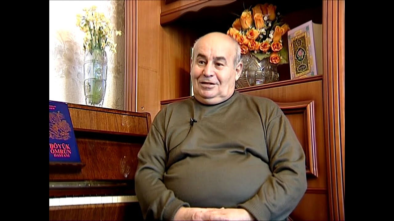 Oqtay Rəcəbov əslində kimdir?