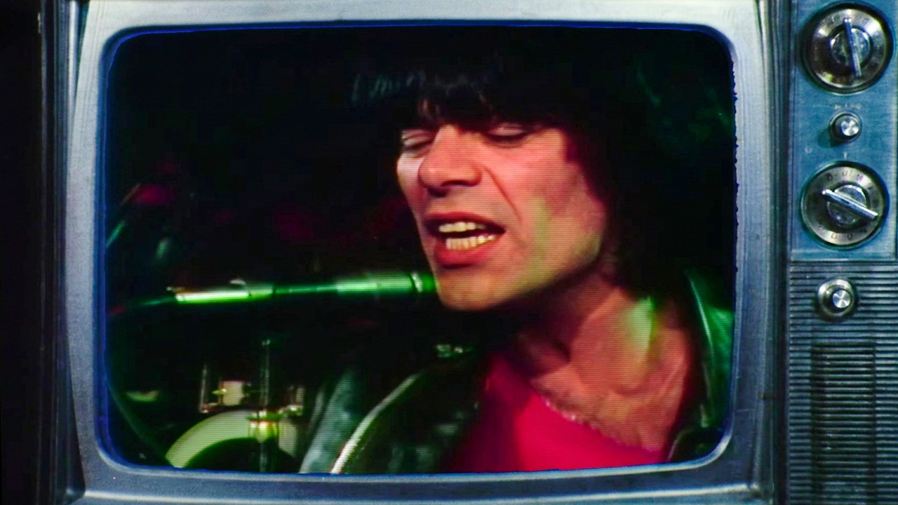 Ramones - Do You Remember Rock and Roll Radio? (Official Music Video)