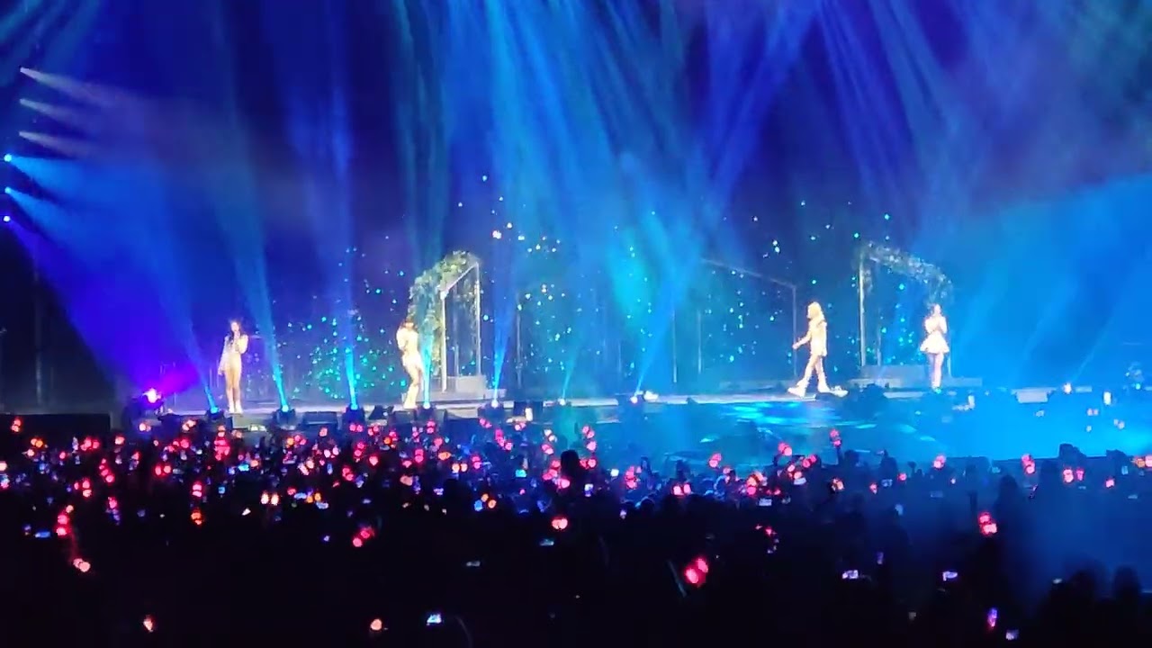 05122022 BLACKPINK - ‘Don't know how to do’ + ‘Lovesick Girls’ | BarcelonaTour | Linzzy