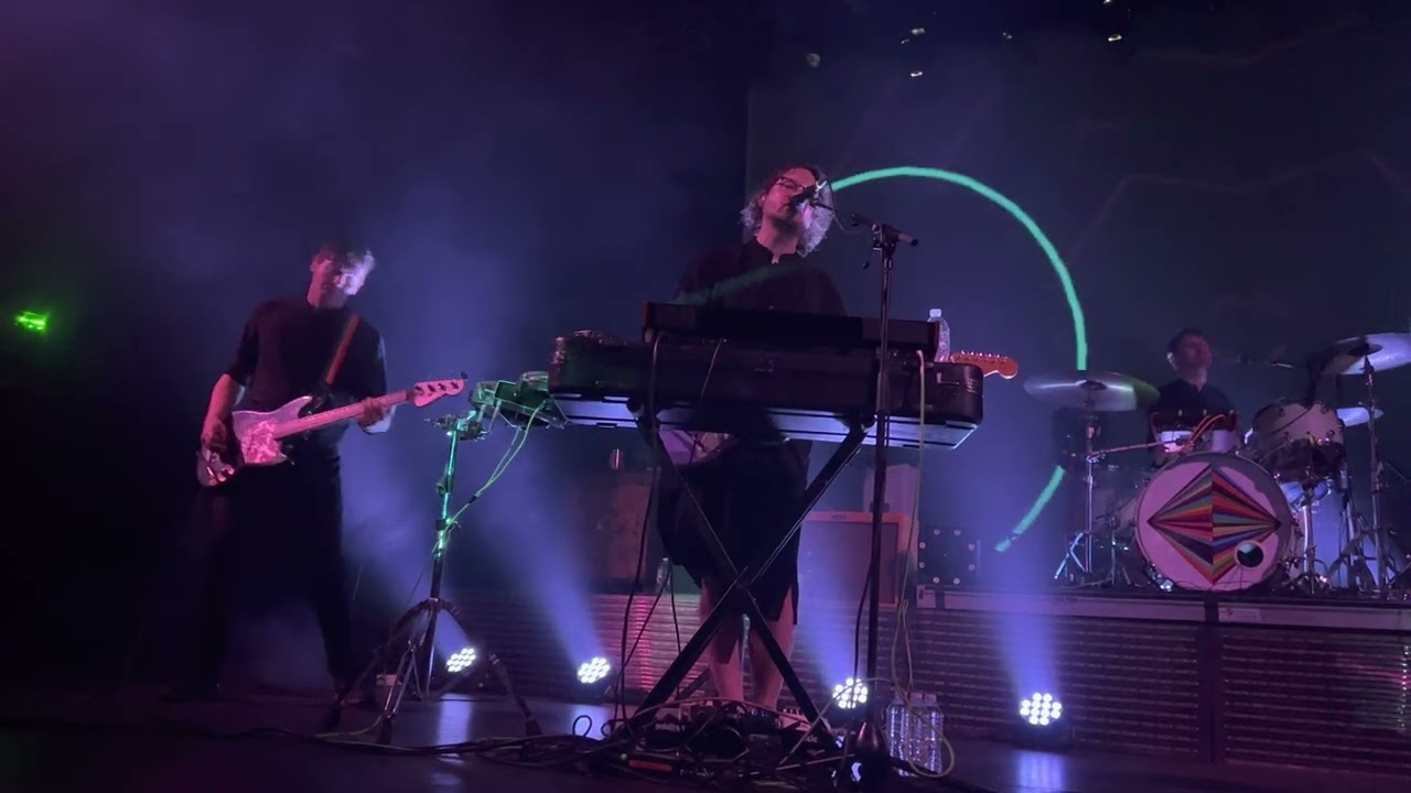 STRFKR - Golden Light/Cold Comfort/Pink Noise (New Haven 7-17-22)