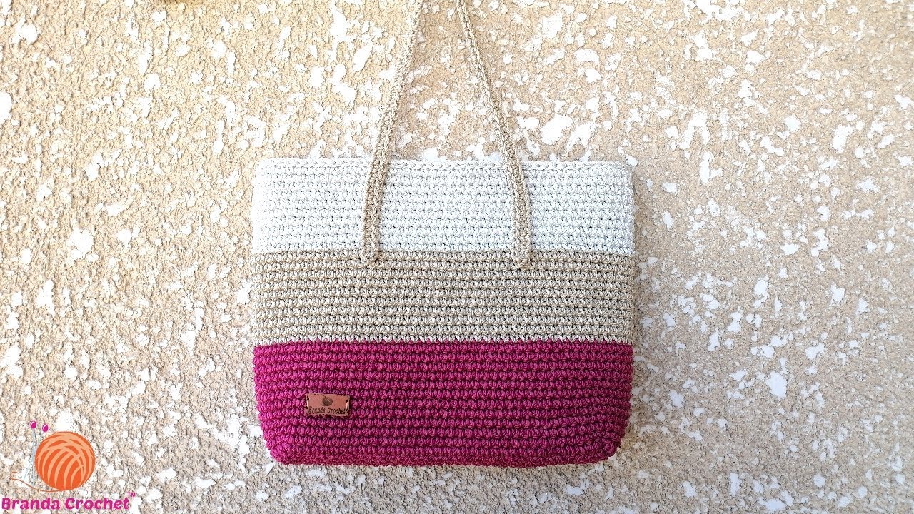 كروشيه طريقة تركيب البطانة والسوستة - Crochet lining and zipper for a crochet bag