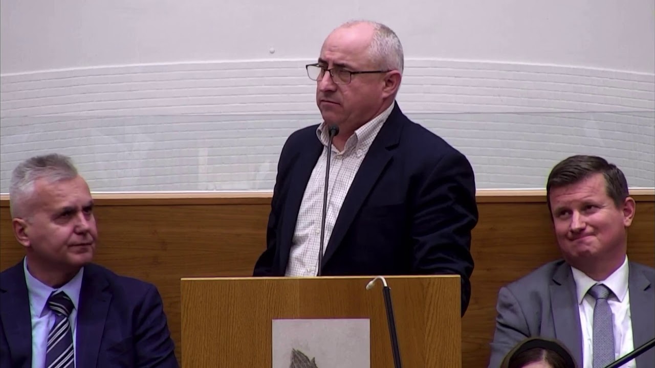 Bogdan Dorel-Trăiește-ți tinerețea cu “cap”