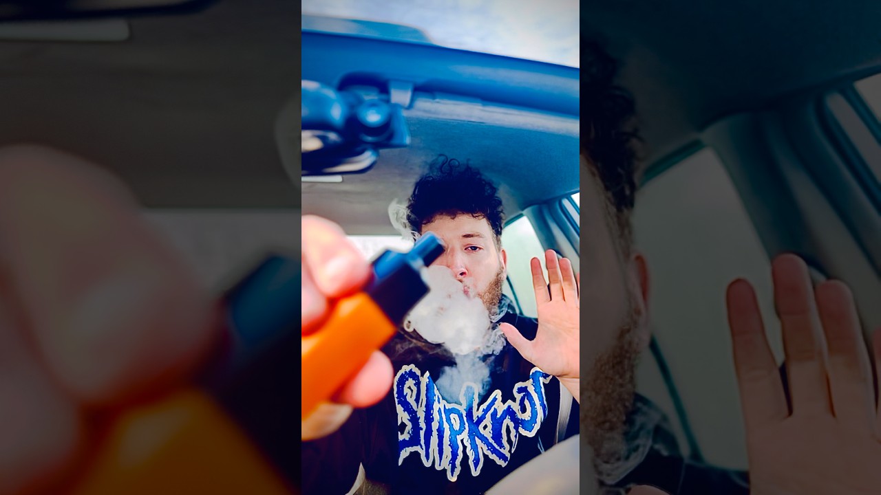 LAVA PLUS strawberry 🍓 banana 🍌 Review 