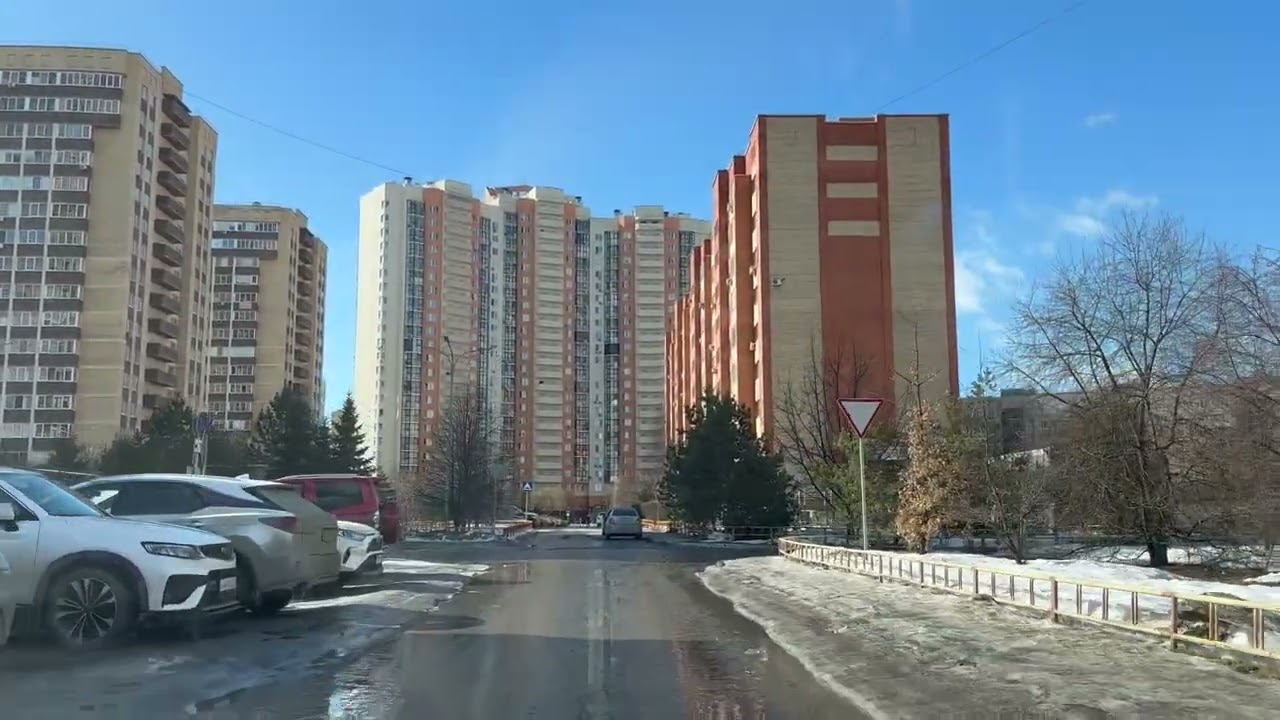 Тюмень сегодня 19-3-2026. +9С.  3-й Заречный мкр.