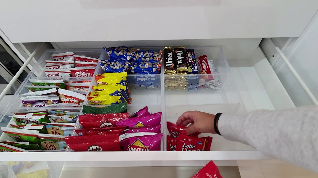 How to organise your snack drawer