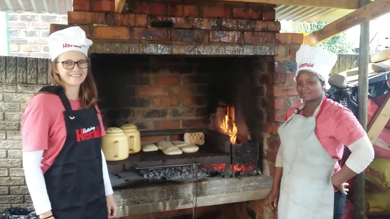 Rustenburg Herald kook   roosterkoek