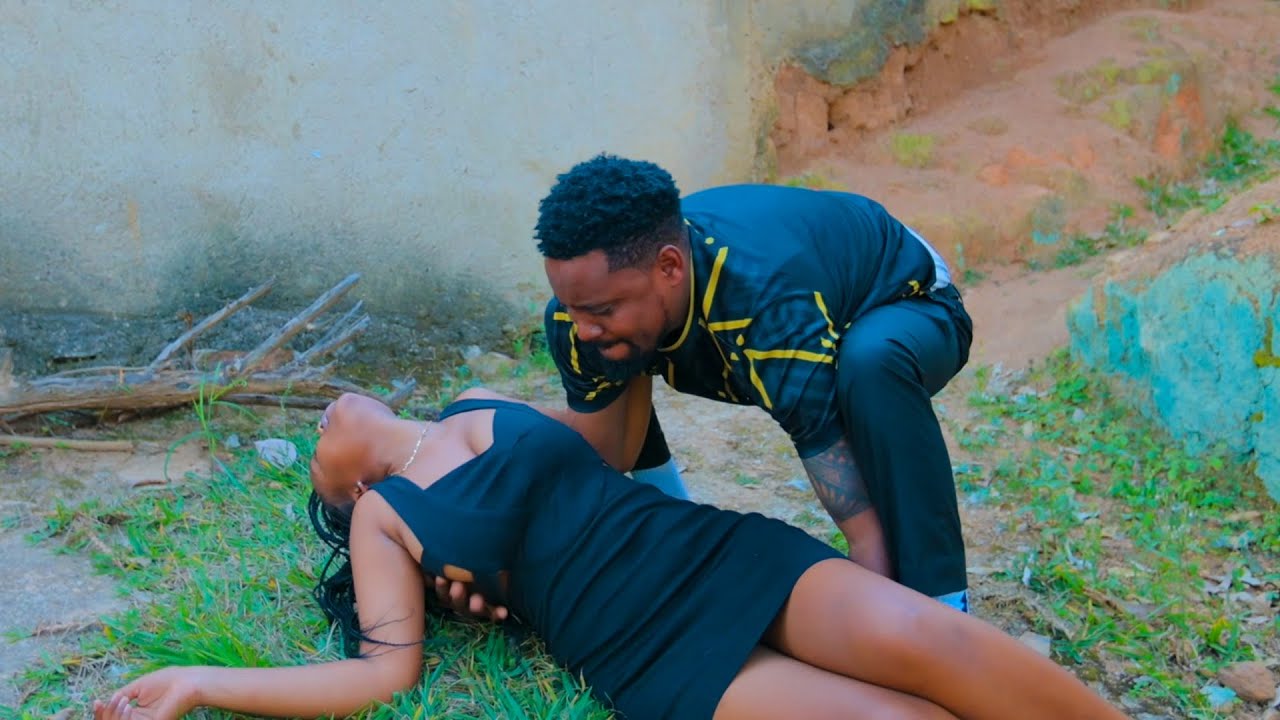 Umusore Bamuteze Umukobwa Utujuje Imyaka Aramusambanya Baramufunga😭KFA SHORT MOVIES