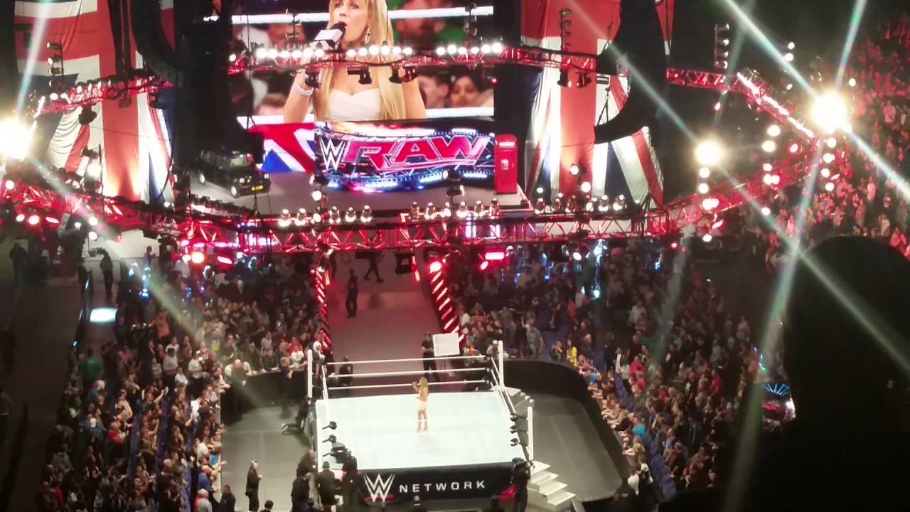 Lilian Garcia singing the British national anthem JBL & Michael Cole WWE RAW London 18/04/2016